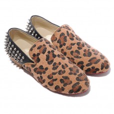 Mocassini Christian Louboutin Rollerboy con borchie argentate e stampa leopardata