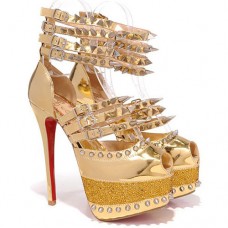 Décolleté Christian Louboutin Isolde 160mm con punta aperta, colore bronzo Décolleté Christian Louboutin Isolde 160mm con punta aperta, colore bronzo