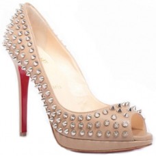 Décolleté Christian Louboutin Yolanda Spikes 120mm con punta aperta, colore rosa Décolleté Christian Louboutin Yolanda Spikes 120mm con punta aperta, colore rosa